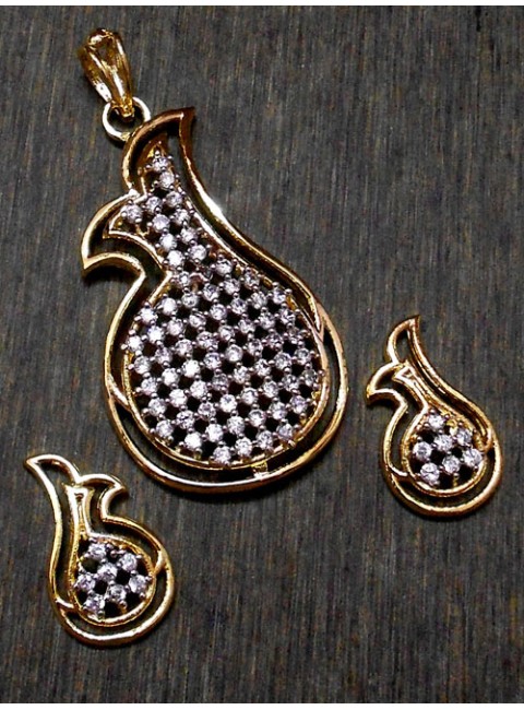 CZ Pendant With Earrings